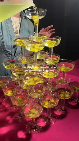 Hot Girl Pickles bread & butter pickle launch w Popchew 🍞🧈🥒🍸 available now !!! @Good Girl Snacks @Popchew   #hotgirlpickles #goodgirlsnacks #popchew #nycfood #nyclife #pickles #nycdiaries 