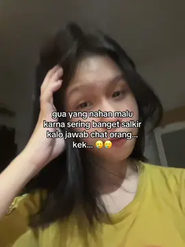 jawab dr notif pasti salkir, mau bales chat malah salah buka roomchat