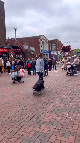 Waiting and watching as people walk by -Poole in motion. #poole #levelcrossing #railway #railways_of_our_world  #rail #dorset #fyp  #foryoupage❤️❤️ 