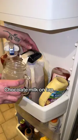 #milk #juice #mom #momlife #LifeHack #kitchen #chocolatemilk #fancy #parent 