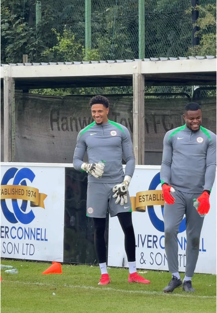 Best Hands on the Continent 😎🇳🇬🧤.   #nwabali #madukaokoye #supereagles #naija