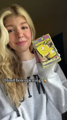 i love the one i got AHHHH 🩷🩷#spongebob #popmart #unboxing #tiktokshop #fyp #jewelrygirl 