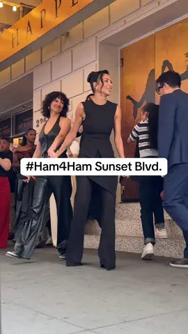 No need to adjust your phones! There are two Normas at #Ham4Ham! #sunsetboulevard #sunsetblvd @Sunset Blvd. @Nicole Scherzinger #nicolesherzinger #mandygonalez #broadway #theatrekid #theatrekid 