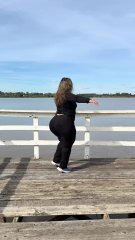 #parati #actitud #viral_video #curvytiktok #viral #curvi #curvyfashion @Heider Moreno 🎤🎬💙 