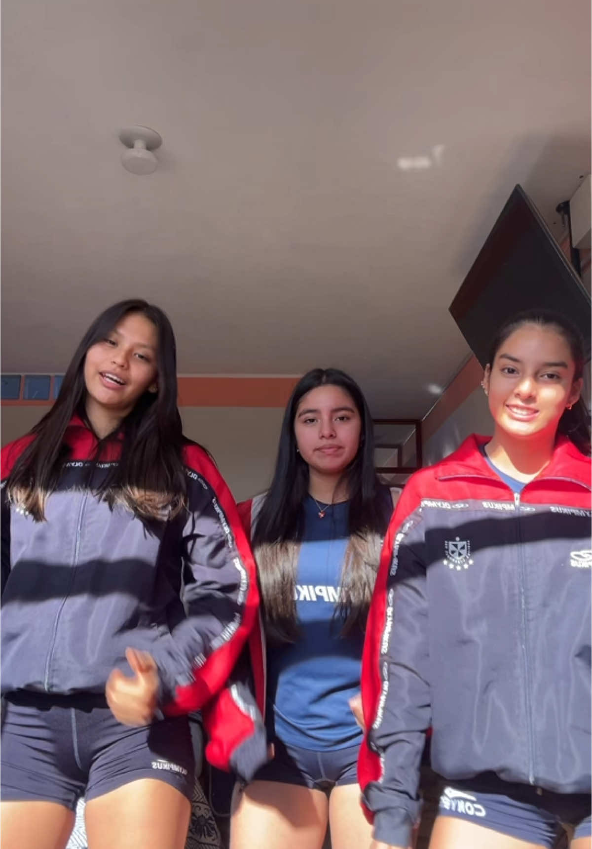 ❤️💙@ichaaaaa🩷 @daraluaa_  @luaaa           #paratiiiiiiiiiiiiiiiiiiiiiiiiiiiiiii #fouryourpage #viralvideos #usmpvoleibol #antonellah26 #deportista #brasil🇧🇷 #olimpikus 