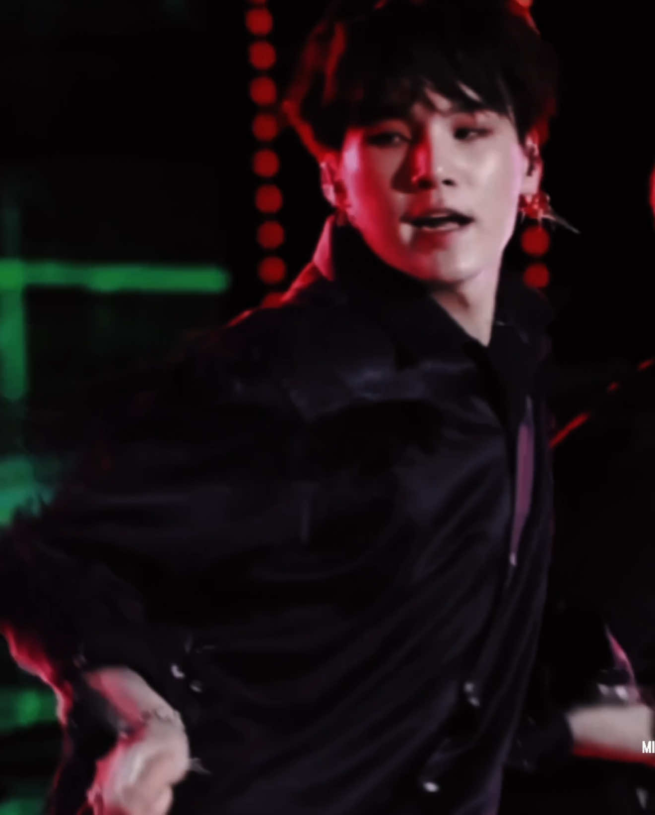 give u whatever you want #suga #sugaedit #yoongi #yoongiedit #minyoongi #bts #btsedit #kpop #kpopedit #augustd 