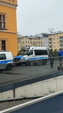 Co działo się w środku tego nie wie nikt 😎