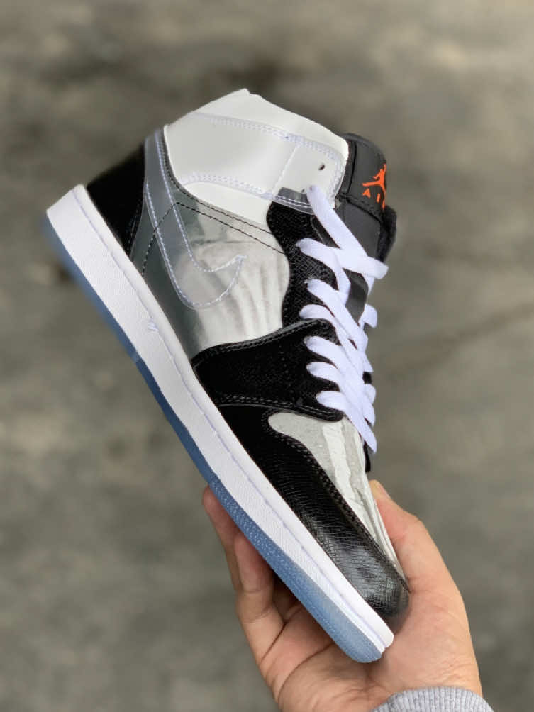 Jordan 1 X Ray😍❤️‍🔥 #hazmeviral 