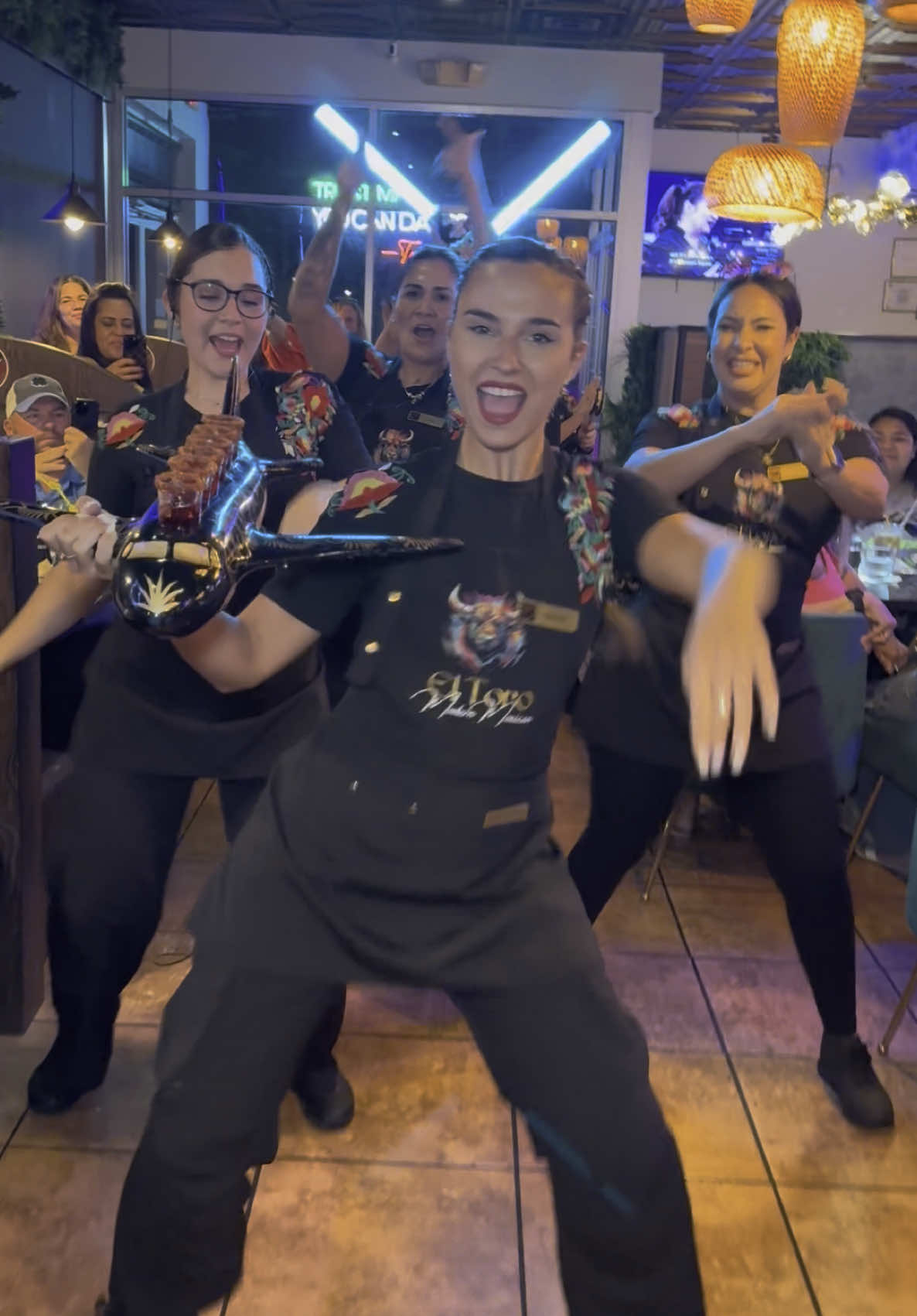 Latinas FOREVER 💯✈️@Karol G  Come dance with us 💃🕺:📍3015 SW Pine Island Rd #117, Cape Coral, FL 33991 USA  • #viral #trend #trending #fyp #foryoupage #latinaforever #karolg #latina #baile #capecoral #florida 