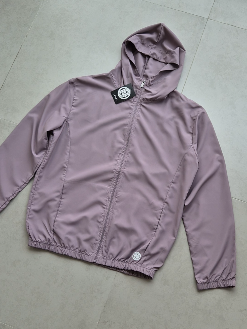 Windbreaker Jacket #windbreaker #jacket #inspi #OOTD #fashion 