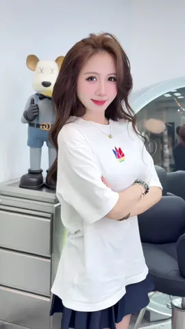 Cuộc đời không nên gặp quá nhiều người..Gặp đúng người như em là dừng nhé 😚 #xoăn_sóng_lơi #nâubambi #kháchxinh #hairstyle#khachss 💚