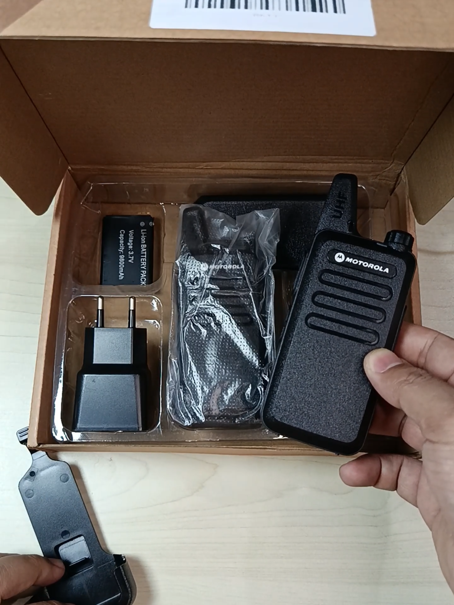 Motorola C1 Mini Walkie Talkie 16 Channel UHF Beli 1 dapat 2  #htmotorola #motorolac1 #motorolaradio #htsimpel #htjarakjauh #ht2unit #rekomendasiht #walkietalkies #promo66 #racuntiktokshop #wibgajian #creatorsearchinsights