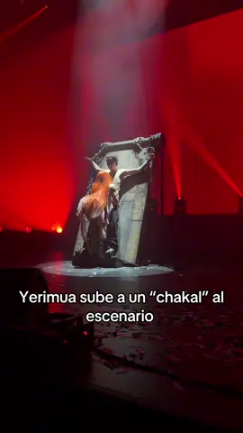 @Yeri MUA 🫦😳 Que suertudo el Chakal 🥵 #Yerimua #Concierto 