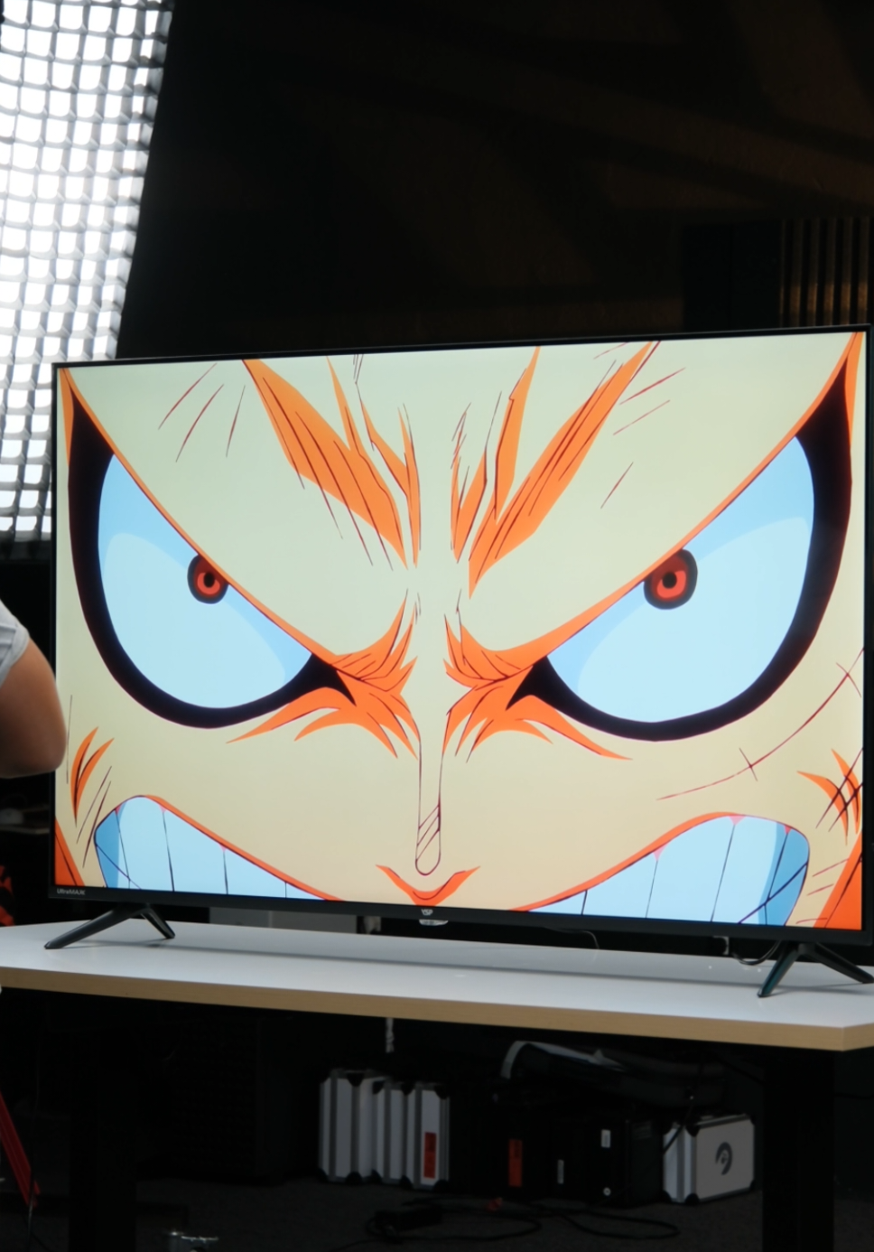 TV 4K IPS 60Hz 55 inch mà cái giá quá ảo... thử xem ra sao