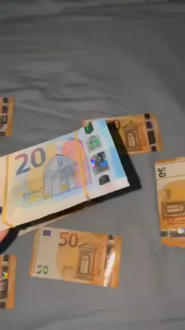 #rich #money #foryoupage #business 