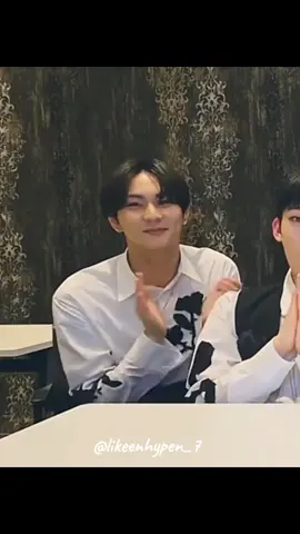 kelebihan won tepuk tangan nyaa😭😭😭😭 #enhypen #FYP #jungwon 