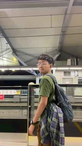 Paper + MRT #jakarta #mrt #ui 