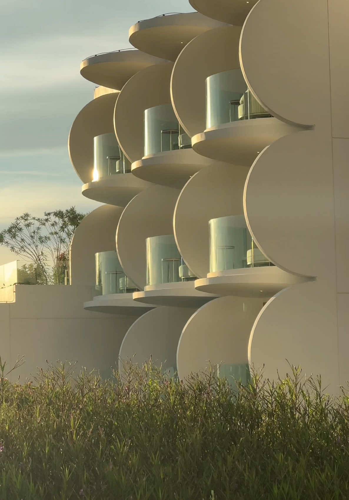 Luxury Design Hotel ภูเก็ต พักผ่อนแบบมีสไตล์ Vibe ดีโคตร Veranda Resort Phuket, Autograph Collection #Phuket #ภูเก็ต #BREEZEway #verandaresortphuketautographcollection 