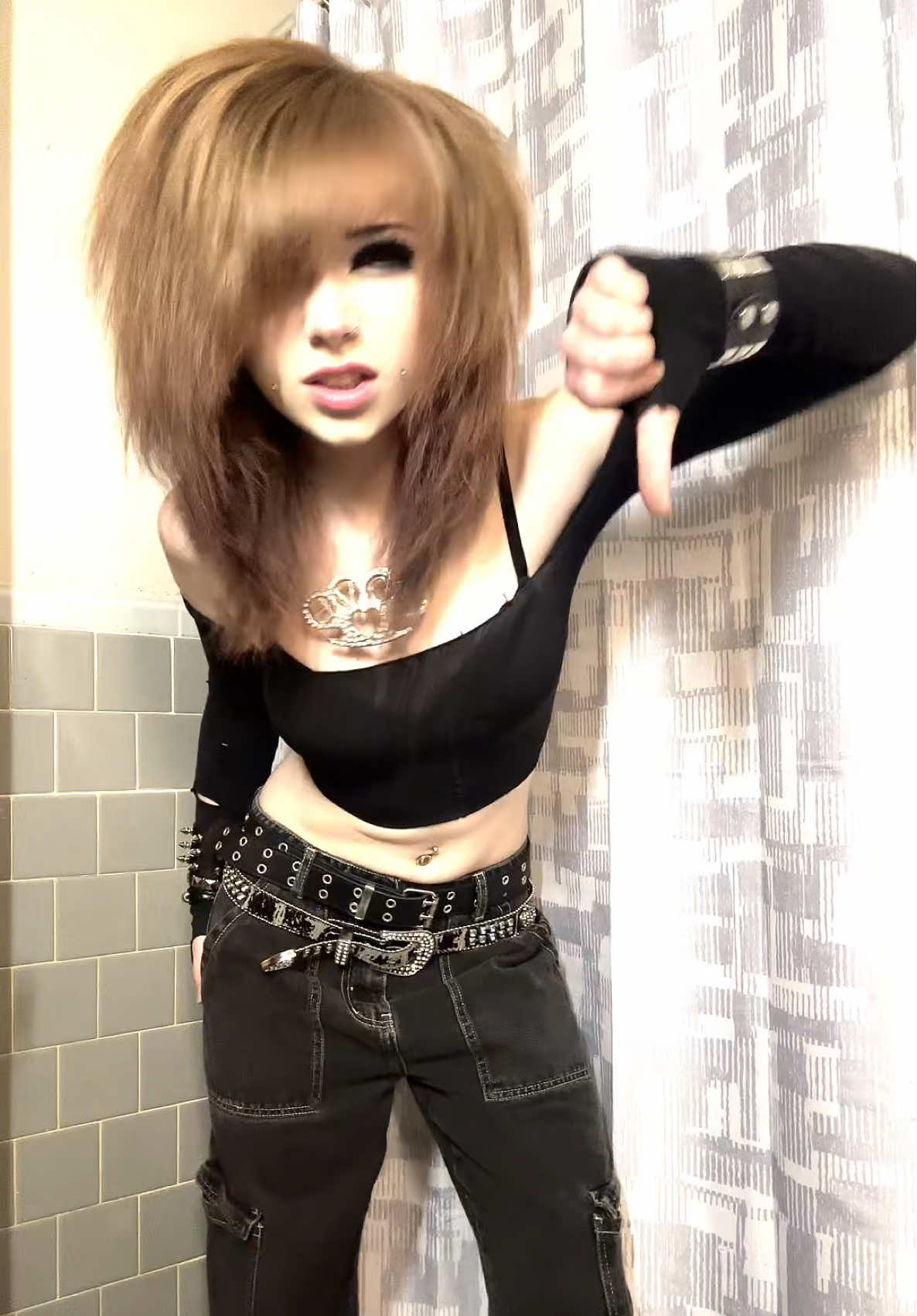 THIS PLACE SUXXXXXX!!!!1!1!! (no really, it does </3) #thisplacesucks #emo #scene #scenemo #sceneemo #emoscene #outfit #outfits #outfitinspo #inspo #fashion #emofashion #scenefashion #emomakeup #myspace #2000s #2006 #06 #makeup #scenehair #scenehairstyle #emohair #emohairstyle #fringe #rawrxd #rawr #derp #fyp #fypage #fypシ #fy #explore #explorepage #explorepage✨ #alt #alternative #emogirl #scenegirl 