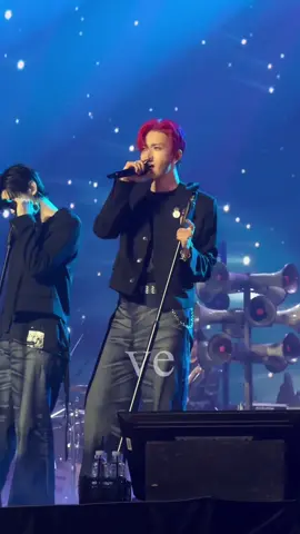 i love blind so much😭🫶🏻  #heeseung #enhypen #heeseungenhypen #heeseungfancam 