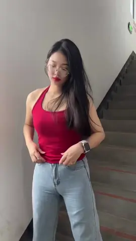 rồi ai mua quần không 🌚
