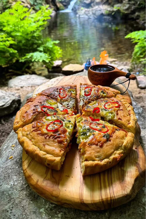 Cooking chicken with sauca in sliced dough 🐓🪵🔥💦 #cookingasmr #outdoorcooking #Recipe #leon #cookingnature #camping #foodtiktok #chicken 