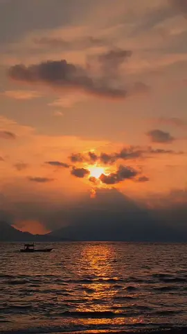 dan percuma>> #fypシ゚ #timurstory #lewatberanda #senja  #foryou #4u 