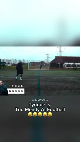 No Skills😂 | Follow For Daily Clips👍 #tyriquehyde #pkhumble #specsgonzalez #footballtiktok 