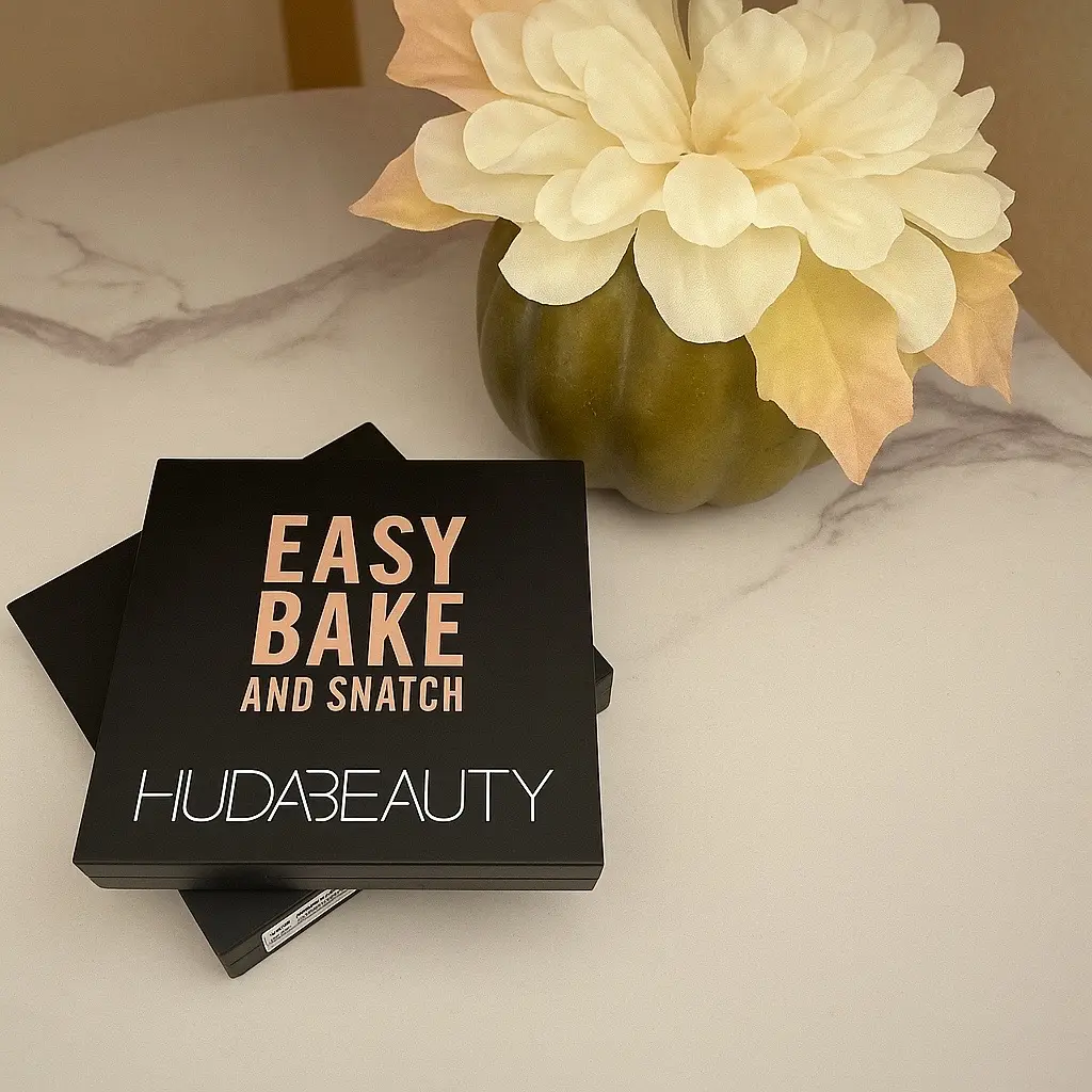 ✨ Smooth. Snatched. Set all day. ✨ Loving the flawless finish from Easy Bake and Snatch by @hudabeauty 💖 #HudaBeauty #EasyBake #FlawlessFinish #MakeupEssential #content #crato #me #18 @Huda Beauty thank you so much ☺️ 