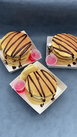 Pancakes are always available.  3500 per pack. The most perfect (preorder from 5 packs) American pancakes   #americanpancakes #pancakes #homemadepancakes #bakersinajah #bakersoflagos #foodvendorsinlagos #fyp #dessertideas #bakersoftiktok #EasyRecipe 