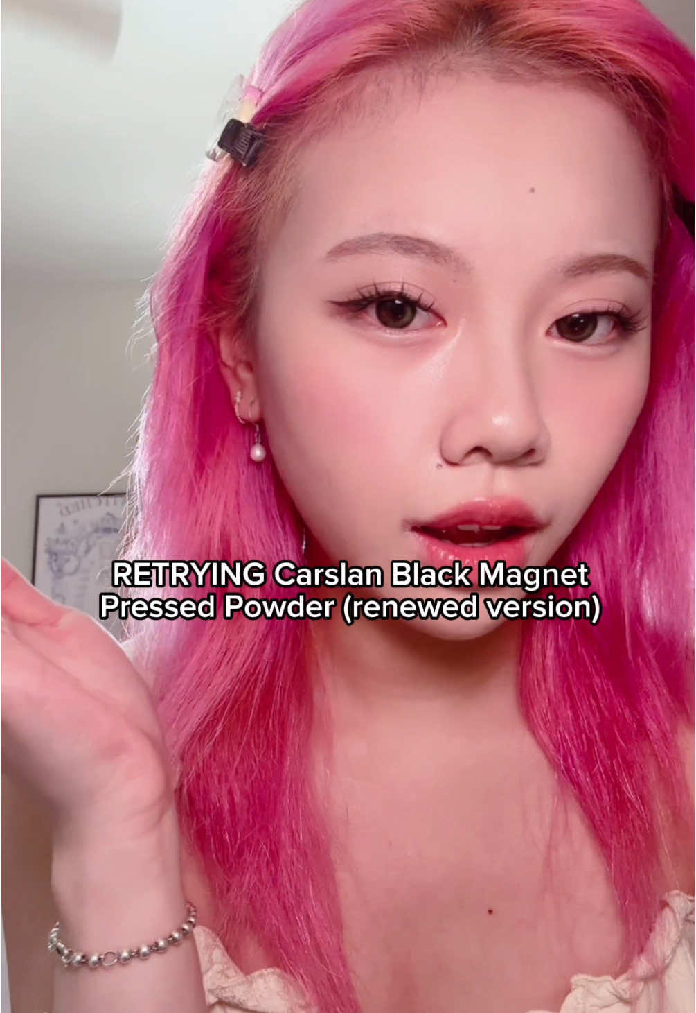 this powder has grown on me and now my makeup isn’t complete without it 🫩 . #fyp #viral #trending #ugc #ugccreator #makeup #kbeauty #cbeauty #carslan #settingpowder #carslanpowder 