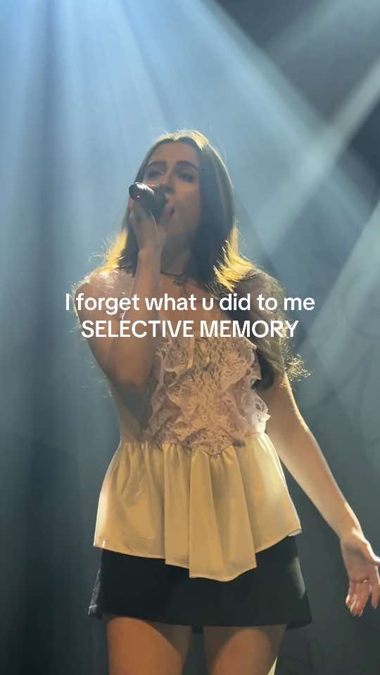 Heartbreaking lyrics over a fun beat >> #newmusic 