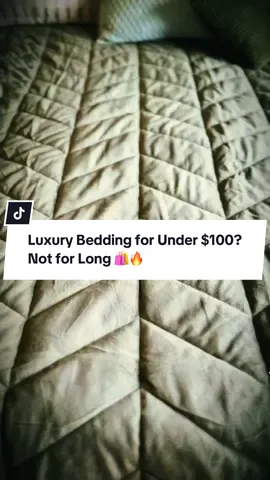 This velvet quilt set looks custom designer but it’s on MAJOR sale right now 😱 I almost didn’t post this because it feels like a hidden gem 🫣 ✅ King-size, oversized (108”x96”) ✅ Luxe velvet texture that feels like $$$ ✅ Includes 2 matching shams ✅ Lightweight, breathable & perfect year-round ✅ Olive green = chef’s kiss 🌿 If you’ve been waiting for a sign to upgrade your bedroom… THIS is it. Don’t wait—this deal won’t stay around forever. 🎯 Link in cart before it’s gone. You’ll regret sleeping on this… literally. #TikTokShop #tiktokmademebuyit #velvetquilt #bedroomgoals #luxebedding #tiktokshopdeal #beddingfinds #homedecorvibes #beddingupgrade #bedroomrefresh #exclusivefinds #fyp#CapCut 