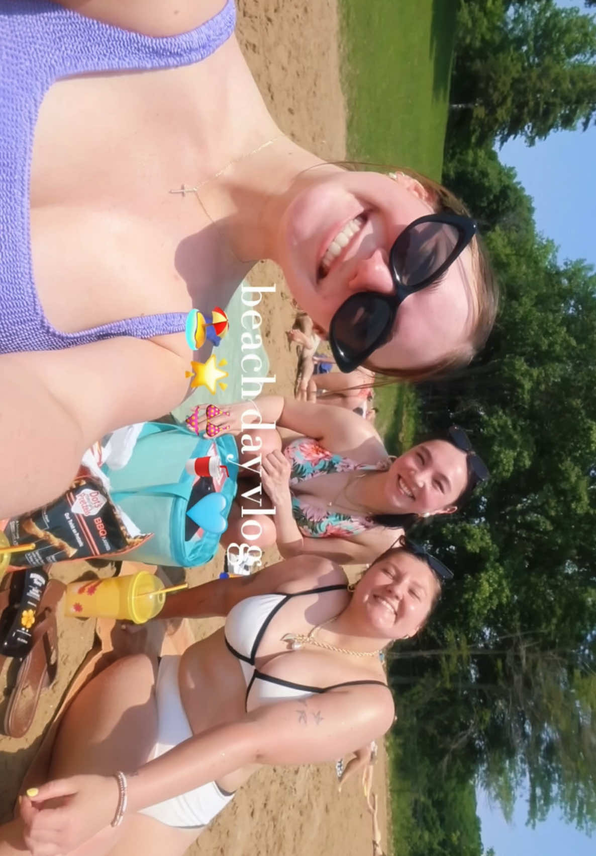 hope you had a good day☺️🌟💗 had so much fun w/ my roomies #beachday #beachdays #beachdayvlog #comewithus #dayinmylife #diml #dayinthelife #dayinthelifevlog #Vlog #Summer #summervibes #summertime #summervlog #sunscreen #asmr #asmrsounds #beachvibes #pinterest #aesthetic  @e.l.f. Cosmetics @Drink Poppi @Dr Pepper @Dot’s Pretzels @SunChips 