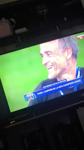 solo pocos entenderán 💙❤️ #psgcampeondelachampions  #laprincesadecataluña #fiestaenelcielo #viralvideos  #paratii #💙❤️ #psg #luisenrique 