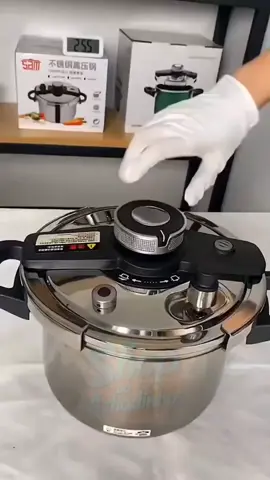 Panela de pressão Tramontina Presto com Fundo Triplo de indução, fecho giratório de 6L. #paneladepressao  #panelatramontina  #panela 