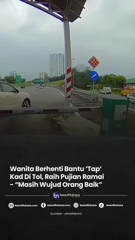 Semoga lampu traffic light auntie sentiasa hijau, terima kasih orang baik✨ #NaraViral #NaraTrending #trendingnewsmalaysia #videoviral 