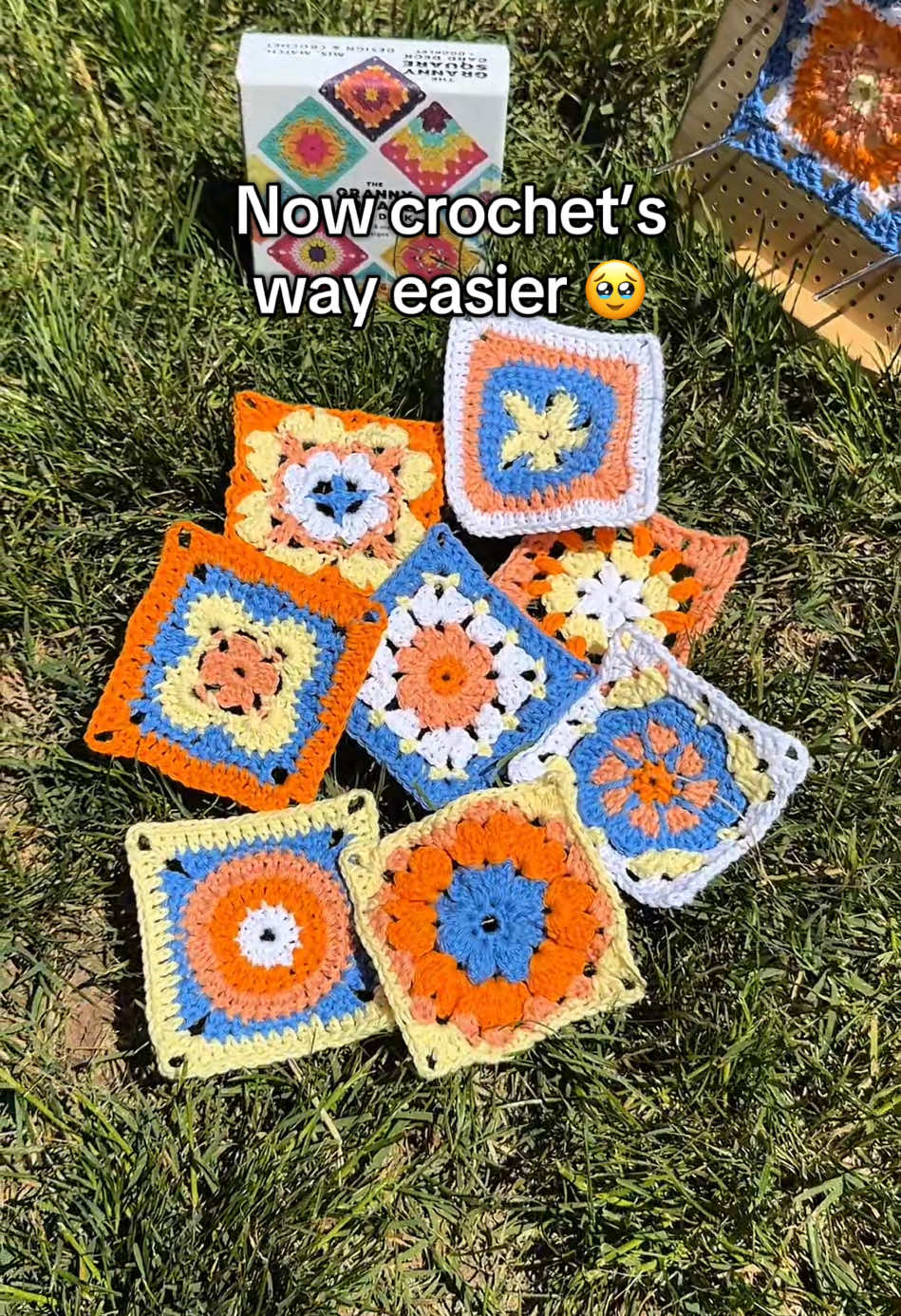 I learned how to crochet in half an hour 🤯 #crochet #crochetinspiration #crochetideas #crochetpattern #pattern #crocheting #granny #lovecrochet 