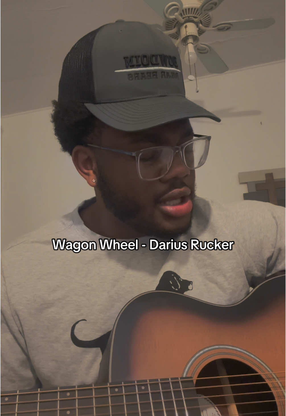 Wagon wheel - @dariusrucker #cover #countrymusic #fypシ #viral #guitar 