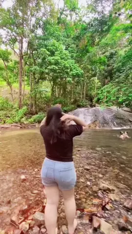 Asik juga lagunya hahah