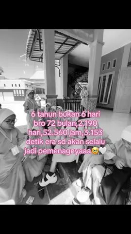 jangan dlu pliss😔💔#fyp #fotolive #lulussekolah #storysd🌻 #sd #friends #gasukaskip📵 