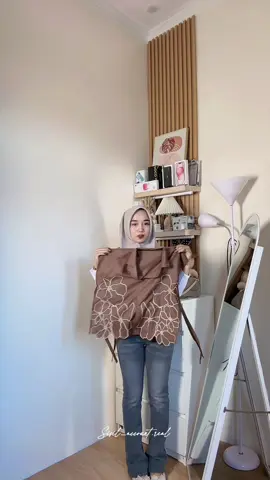 Vest from@ONORA 🤍 Warna cinnamon yang di try on mah 🫶🏻 STOCK dikit yaww langsung gercep yang mau samaan mah lfyy💋 #rekomendasi #vest #vestkekinian #rompi #rompikekinian #onora