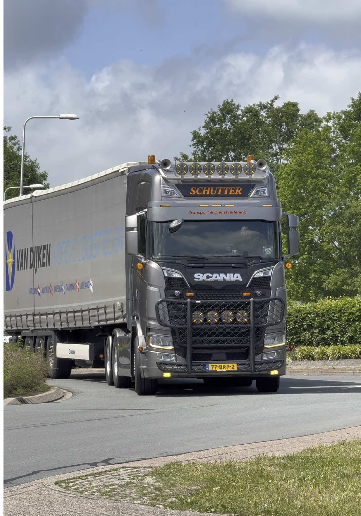 @Mark Schutter 👌🏻#goinstyle🤟🚨 #dikding🤤🤩🤟 #lifestyle🤙🏻🤙🏻💪 #fypシ゚viral #schitterentmooi #barregøander🤟🏼🚛 #plaatjewel😍 #v8power #knipieknipie🚨 #fyp #fypage #foryoupage #foryou #foryoupage #voorjoupagina 