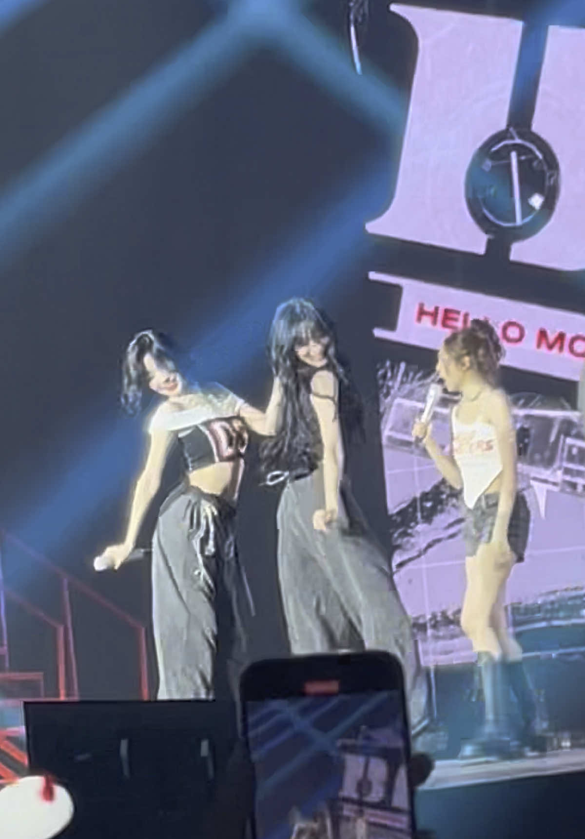 OMG THIS 😩‼️💃🏼 #babymonster #baemon #concert #vietnam #asa #ahyeon #chiquita 