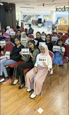 Day 2 done & dusted! 🙌🔥 Terima kasih semua yang datang audition The Chosen One di SACC Shah Alam hari ni dan semalam!💥 Tak sabar nak reveal siapa yang bakal jadi The Chosen One! 👀 Stay tuned okay? 😉 #TheChosenOne #EvolusiBintangBaharu 