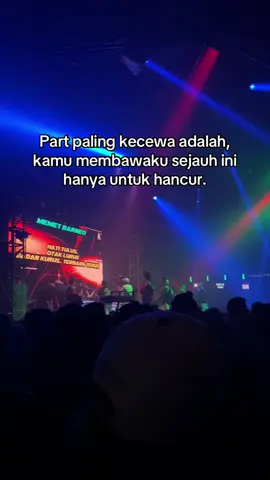 Nabuyy lekkk😅 #stasiuntop10surabaya #surabaya24jam #foryoupage #fyp #foryou #masukberandafyp 