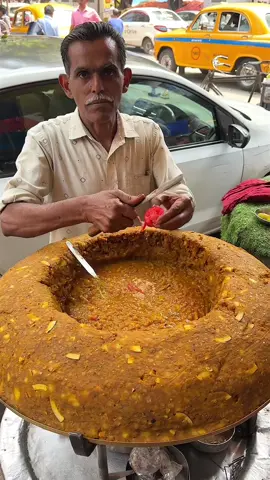 This Indian Curry Costs $0.40 and MELTS Your Mouth! 📍Kolkata in India  #curry #indianstreetfood 