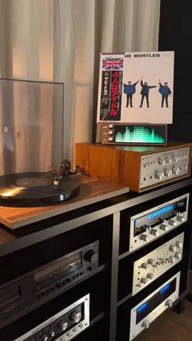Yesterday - The Beatles  #yesterday #thebeatles #helpalbum #vinyl #records #record #vinylrecords #vinylrecord #lp #ph #piringanhitam #vintageaudio #vintagemarantz #vintagehifi