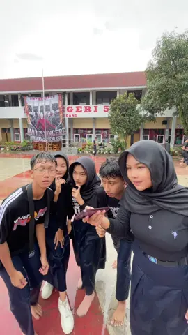 salfok ya sama cewe yang di semekdon 😊😊😊#fyp #foryou 