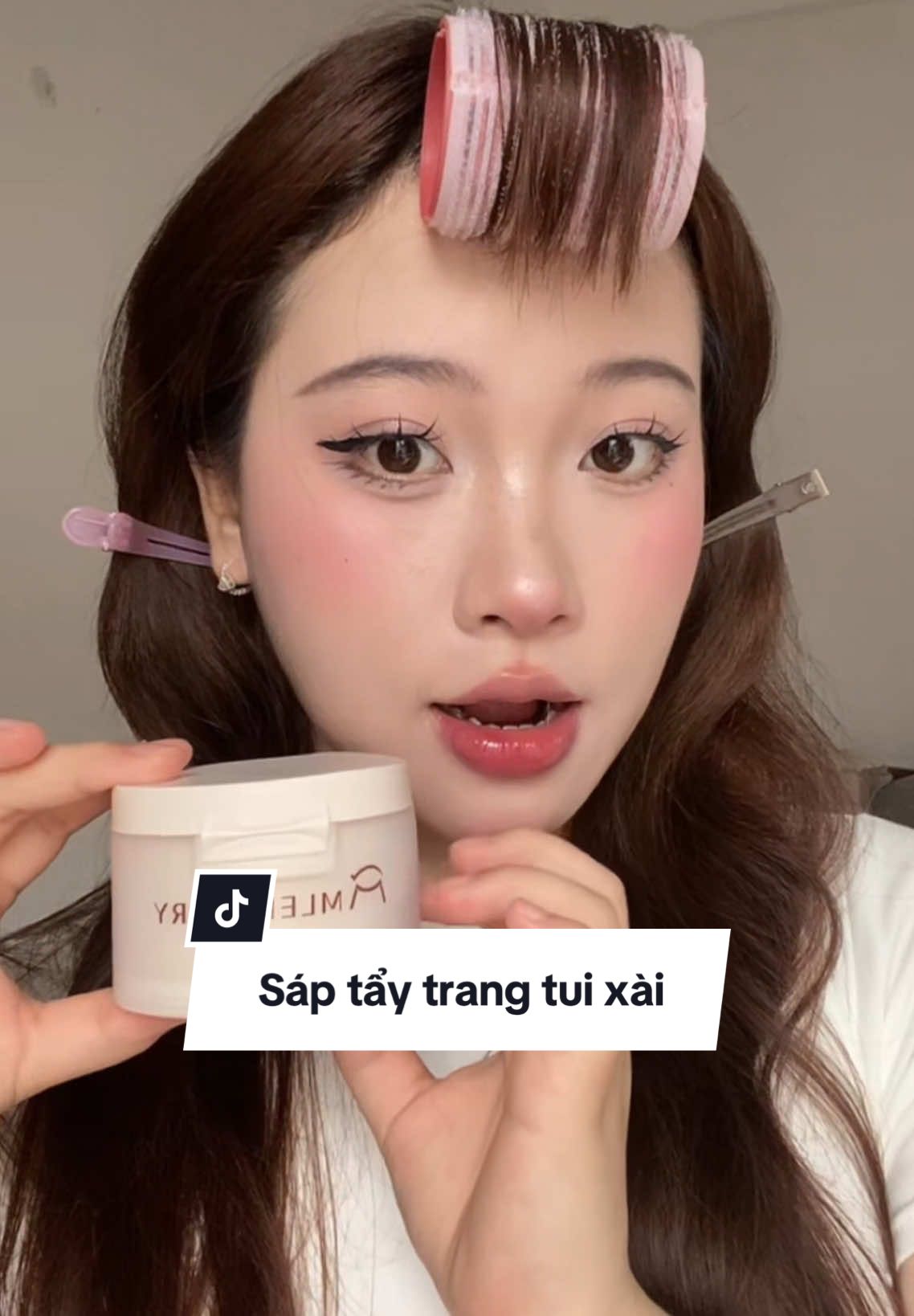 Dùng đã lắm nha, cái da nó mềm ẩm íi #foryou #itsnaomi #naomilatui #makeup #mlendiary #saptaytrang #skincare 